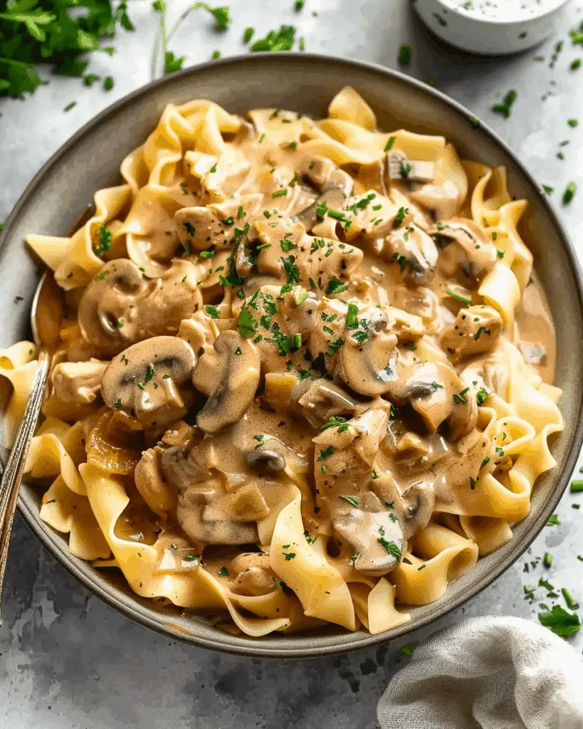 Easy One Pan Chicken Stroganoff