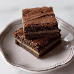 Dubai Chocolate Pistachio Brownies with Crumble Filling