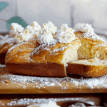 Vanilla Bread with Cream: A Sweet, Creamy Delight