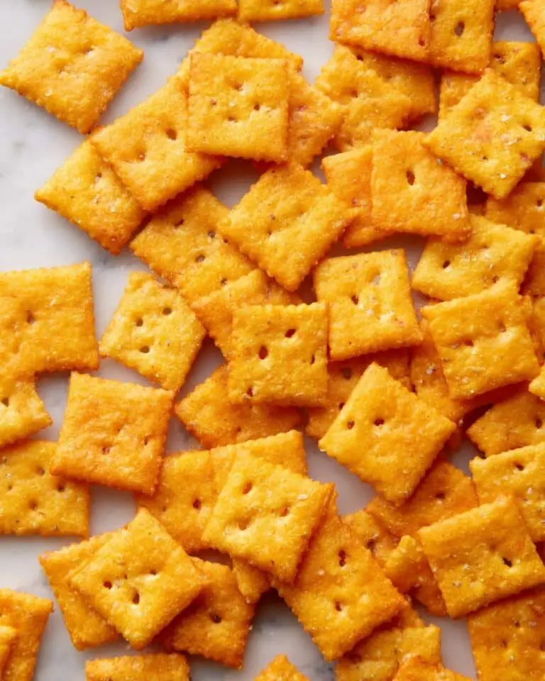 Homemade Cheese Crackers (Cheez-Its) Recipe